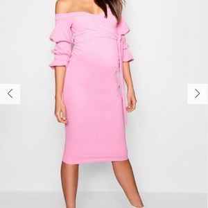 Boohoo maternity baby blue midi dress
